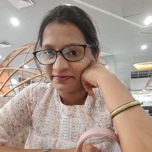 Meet your Posher, Priya